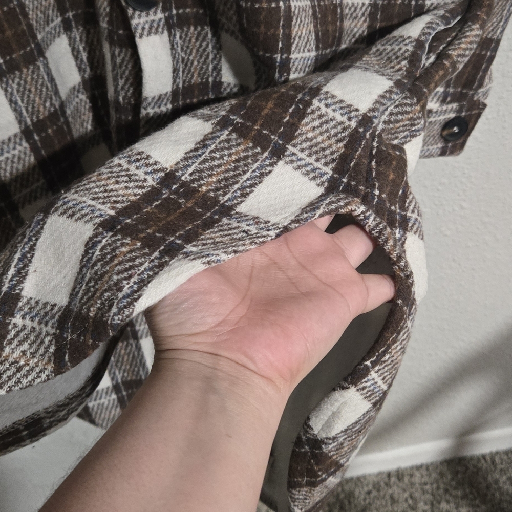Brown and white plaid fleece-lined hooded shirt jacket, size S/M - Picture 6 of 6